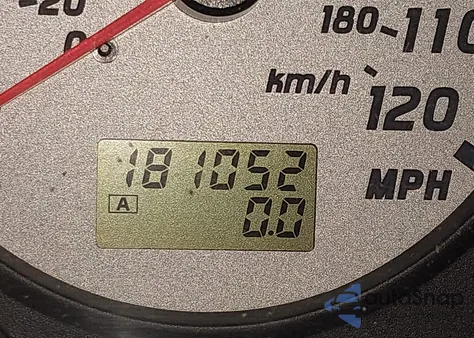 2002 Nissan Pathfinder Se z USA, uszkodzony, nr VIN JN8DR09Y02W714795